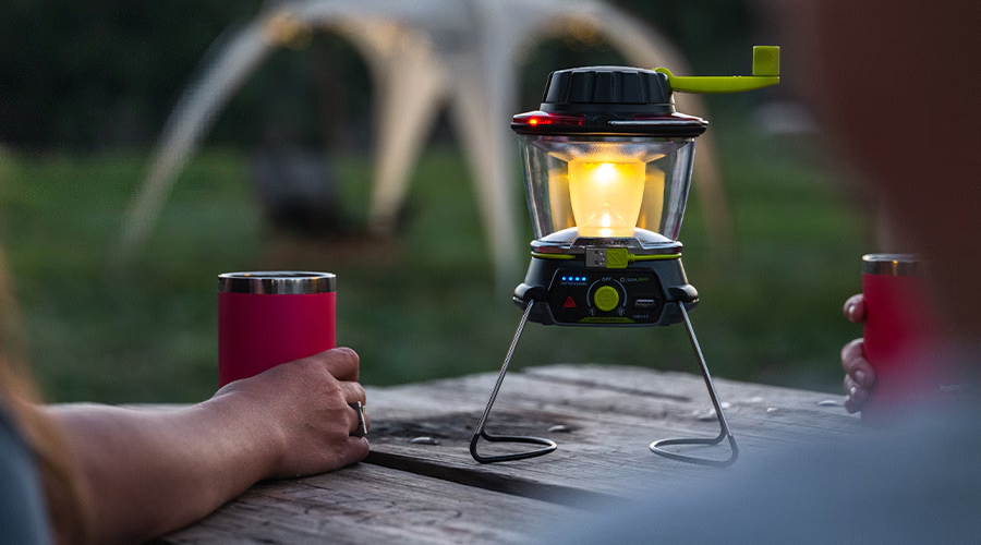 The wild sales of 6000 + single, niche solar camping lights into the hearts of foreigners love!