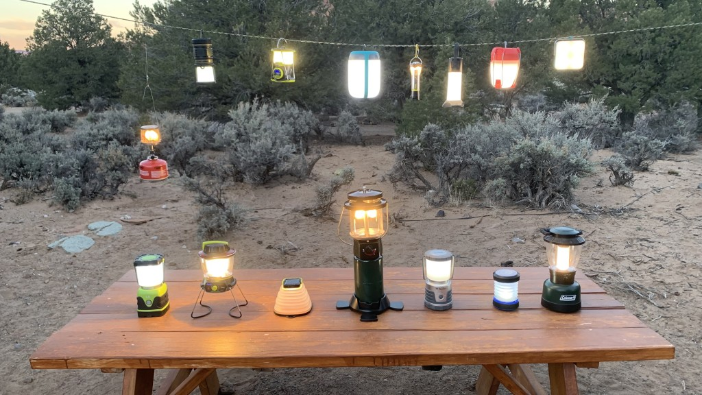 The wild sales of 6000 + single, niche solar camping lights into the hearts of foreigners love!